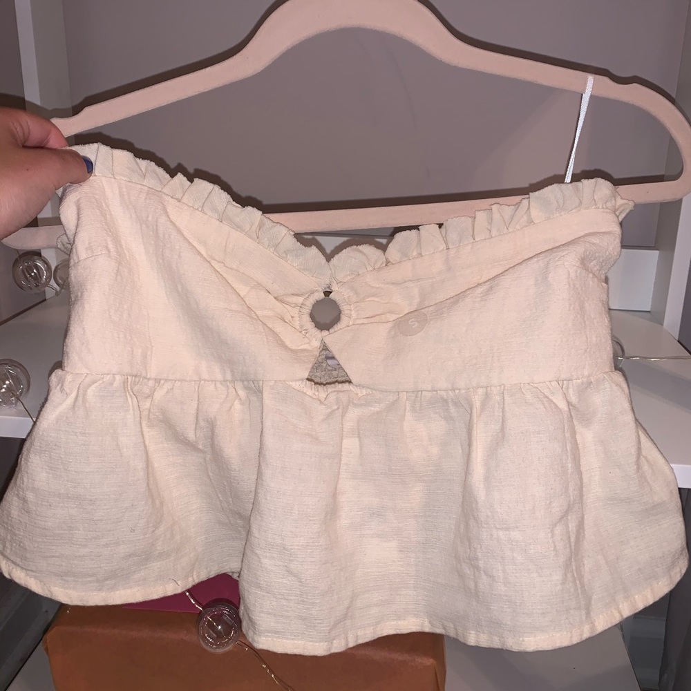 Strapless top
